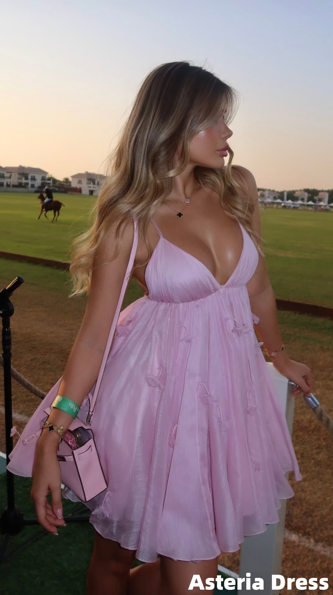 Cute Pink Organza A-Line Homecoming Dress V-Neck Birthday Party Dresses