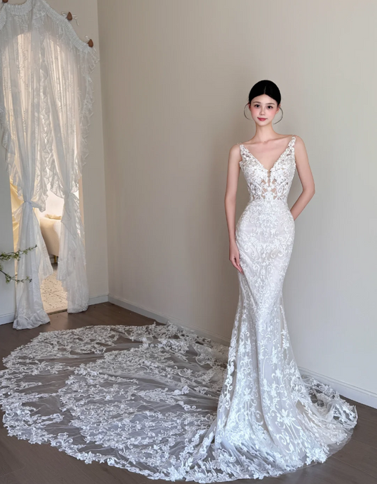 Timeless V-Neck Mermaid Long Wedding Dresses Tulle Appliques White Bridal Gowns Sleeveless Bridal Dresses