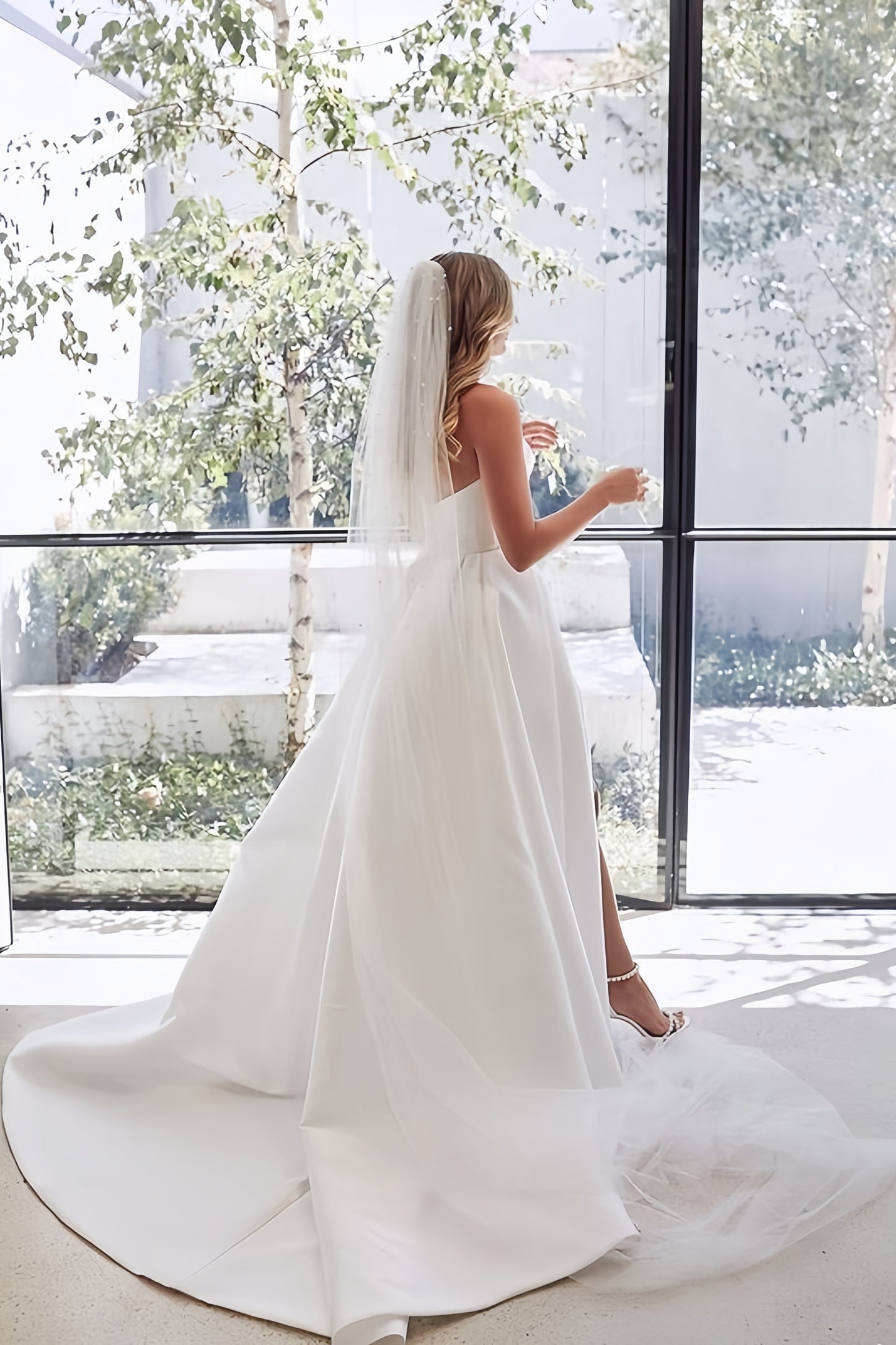 Gorgeous White Sweetheart A-line Wedding Gown Long A Line White Beach Split Bridal Dresses,AST2152