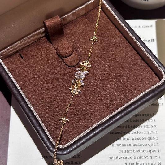 Vintage Exquisite Sparkling Snowflake Iris Bracelet for Women, Layered for a High-End Luxury Look