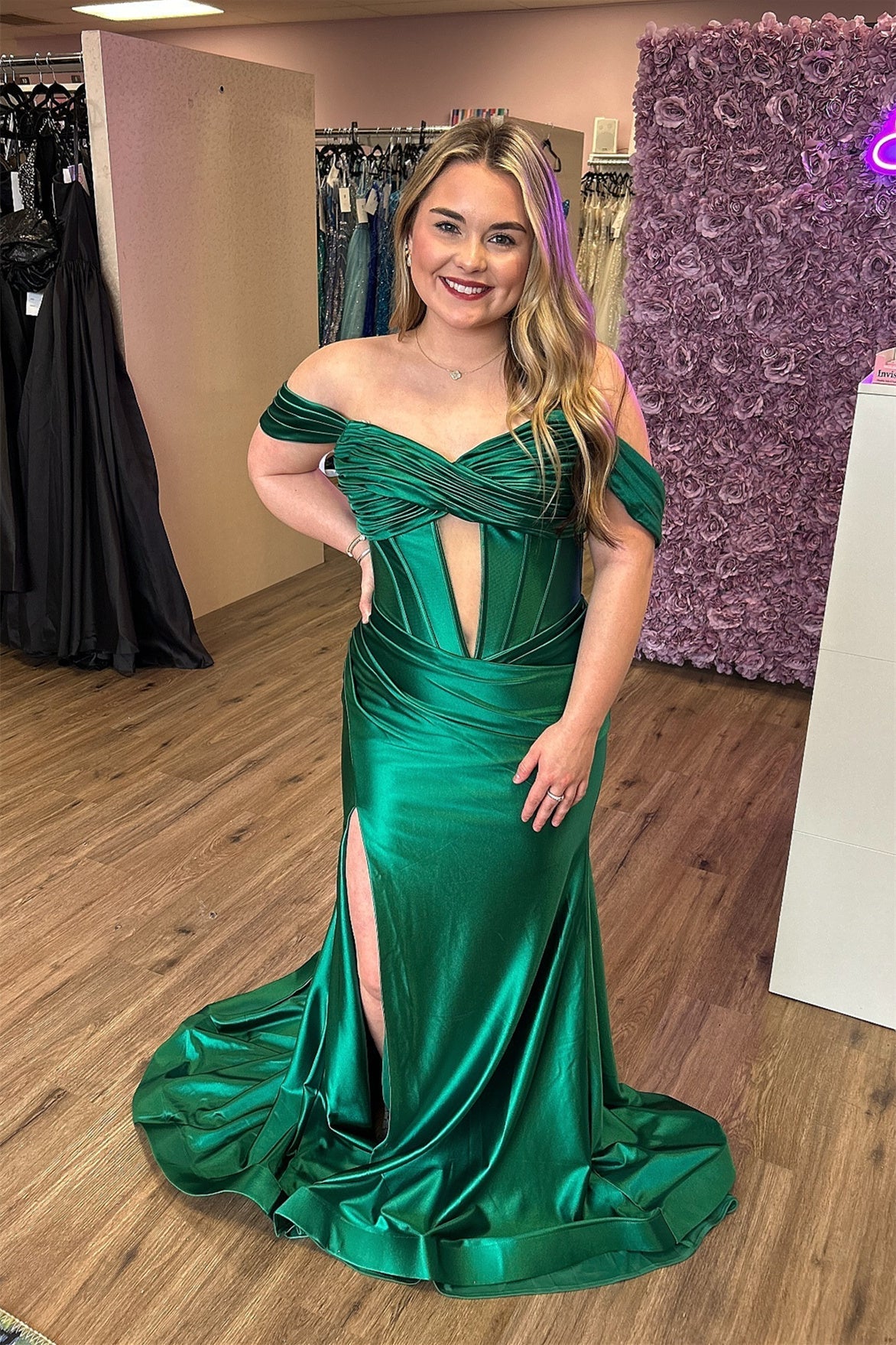 Off-the-shoulder Ruched Mermaid Dress with Keyhole