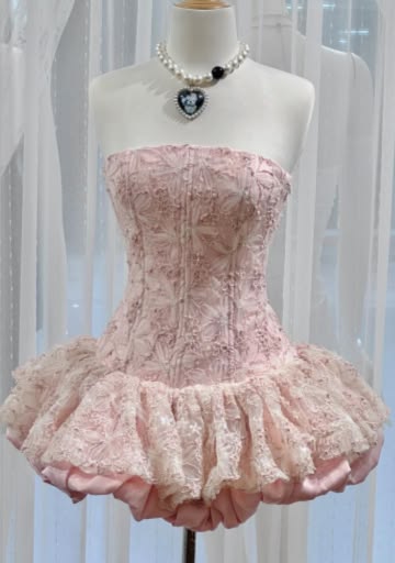 Pretty Ball Gown Strapless Satin Lace Short Homecoming Dress 17th Birthday Outfits