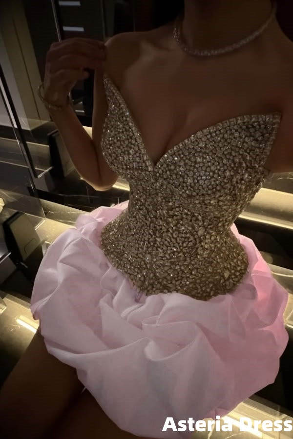 Luxury Sweetheart Beaded Mini Homecoming Dresses