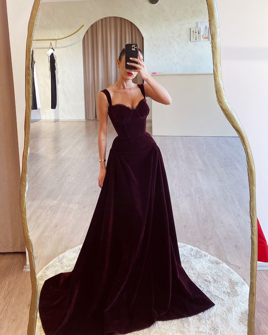 Exquisitetti Strap Backless Velvet Tailored Prom Dress