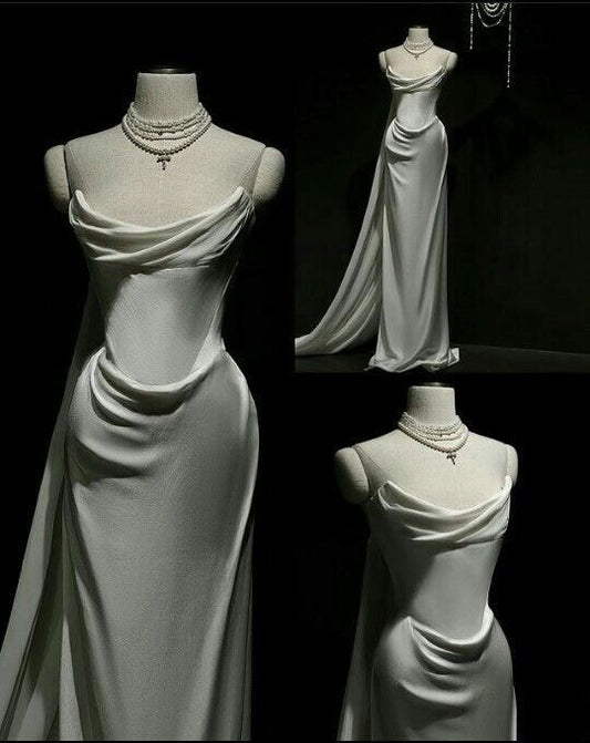 Vintage Mermaid Strapless White Satin Long Wedding Dresses With Ruffles