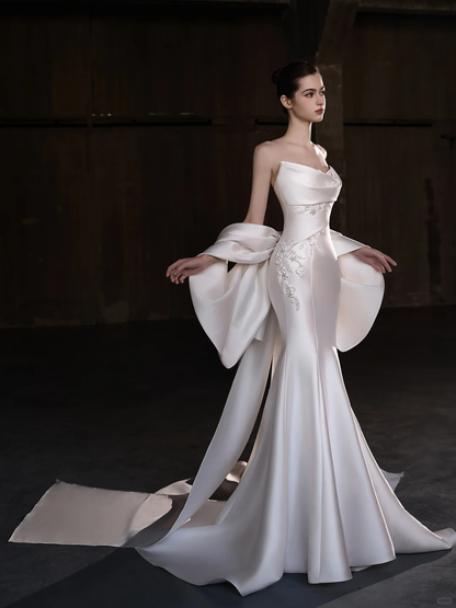 Elegant Mermaid Strapless Satin Applique Long Wedding Dresses