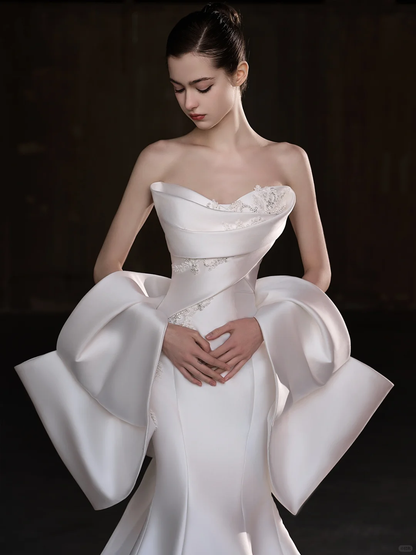 Elegant Mermaid Strapless Satin Applique Long Wedding Dresses