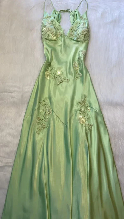 Chic A-Line Evening Dress Satin Spaghetti Straps Green Vintage  Backless Long Prom Dresses