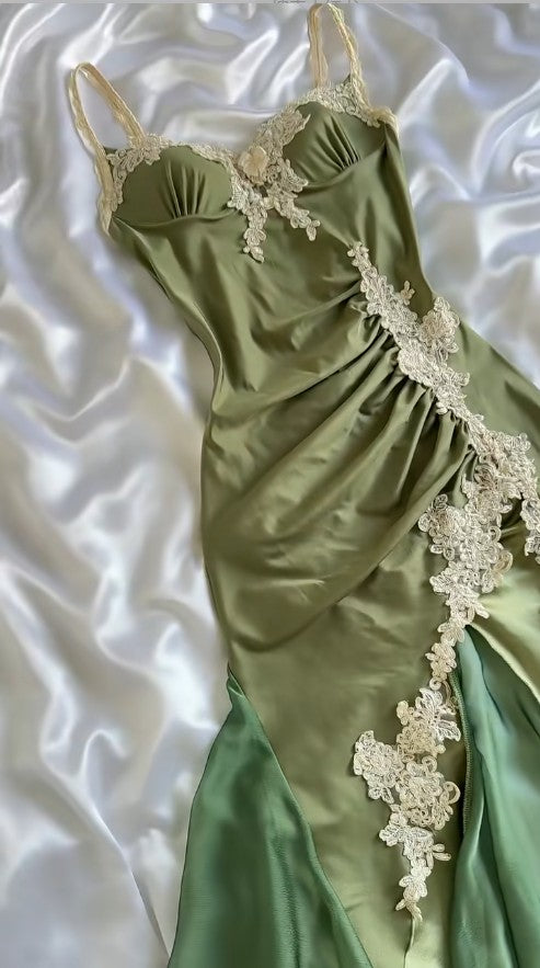 Elegant Navy Blue Spaghetti Straps Mermaid Satin Appliques Prom Dresses Party Dresses