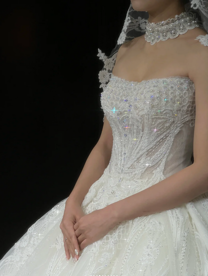 Modest  A-Line Long Wedding Dresses Beaded Tulle White Bridal Dresses Sleeveless Strapless Bridal Gowns