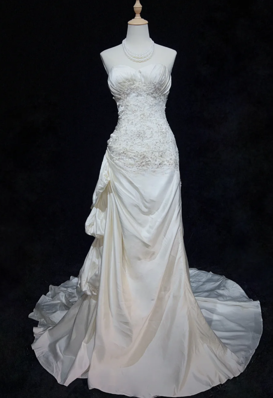 Vintage Sheath Long Wedding Dresses Sweetheart Satin White Bridal Gowns Sleeveless Bridal Dresses