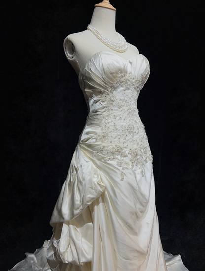 Vintage Sheath Long Wedding Dresses Sweetheart Satin White Bridal Gowns Sleeveless Bridal Dresses
