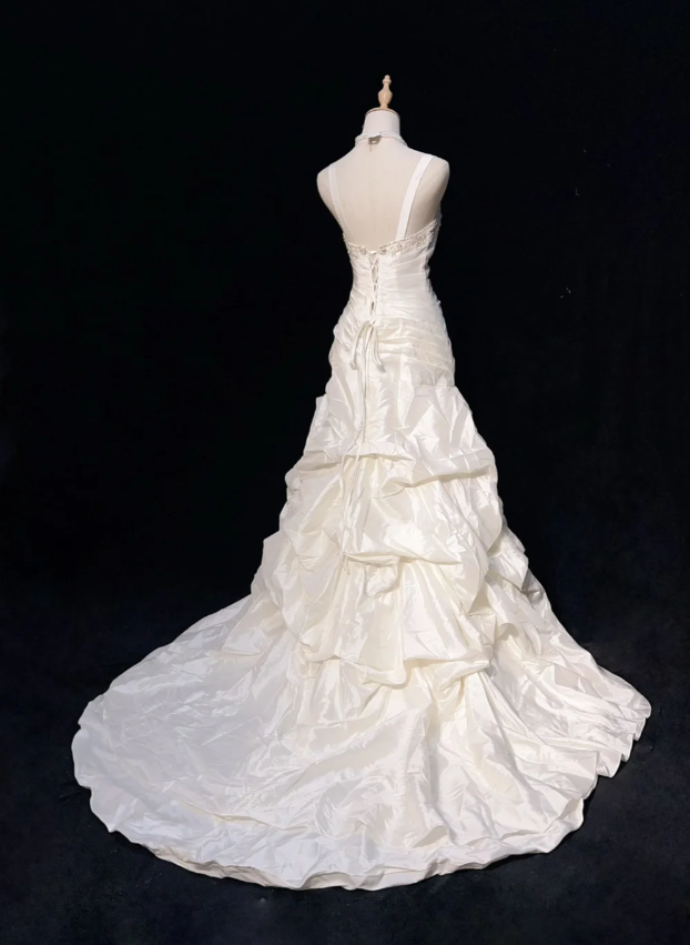 Vintage Sheath Long Wedding Dresses Spaghetti Straps Satin  White Bridal Gowns Sleeveless Bridal Dresses