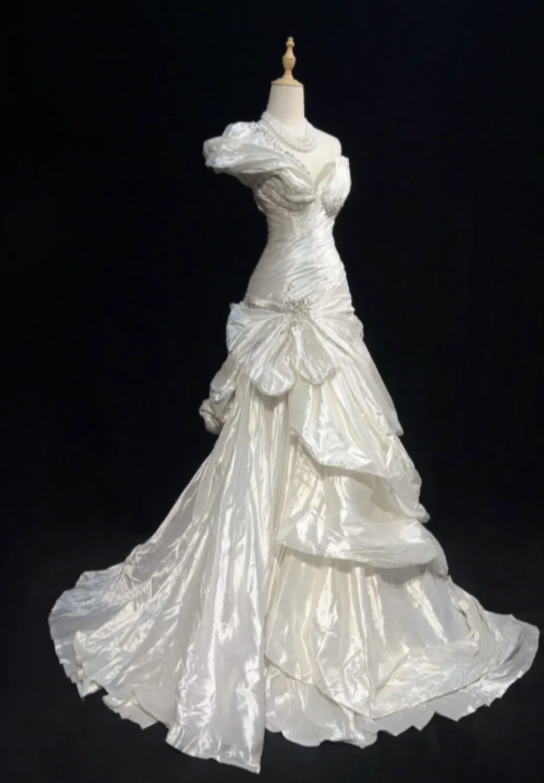 Vintage Sheath Long Wedding Dresses One-shoulder Satin  White Bridal Gowns Sleeveless Bridal Dresses
