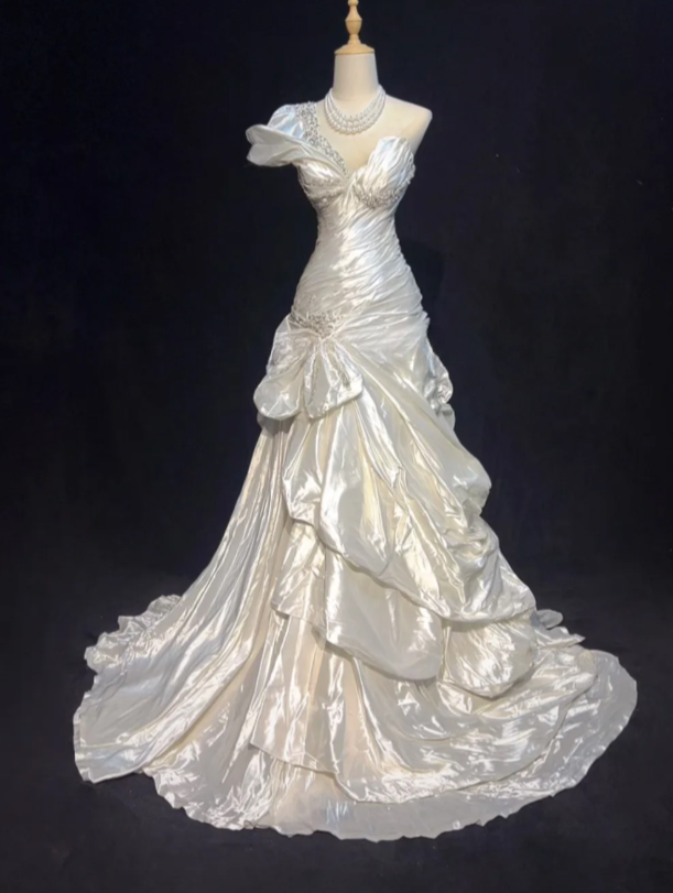 Vintage Sheath Long Wedding Dresses One-shoulder Satin  White Bridal Gowns Sleeveless Bridal Dresses