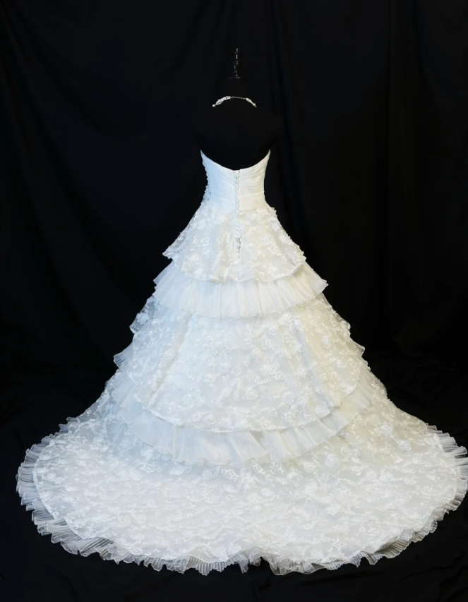 Retro Sweetheart  A-Line Long Weddng Dresses Lace Appliuqes White Bridal Gowns Sleeveless Bridal Dresses