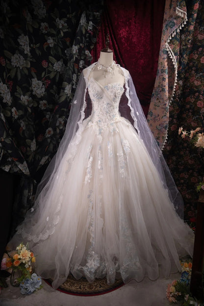 Fairy A-line Long Wedding  Dresses Tulle Appliques White  Bridal Gowns Sleeveless   Sweetheart Bridal Dresses