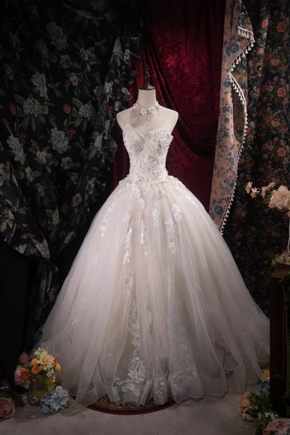 Fairy A-line Long Wedding  Dresses Tulle Appliques White  Bridal Gowns Sleeveless   Sweetheart Bridal Dresses