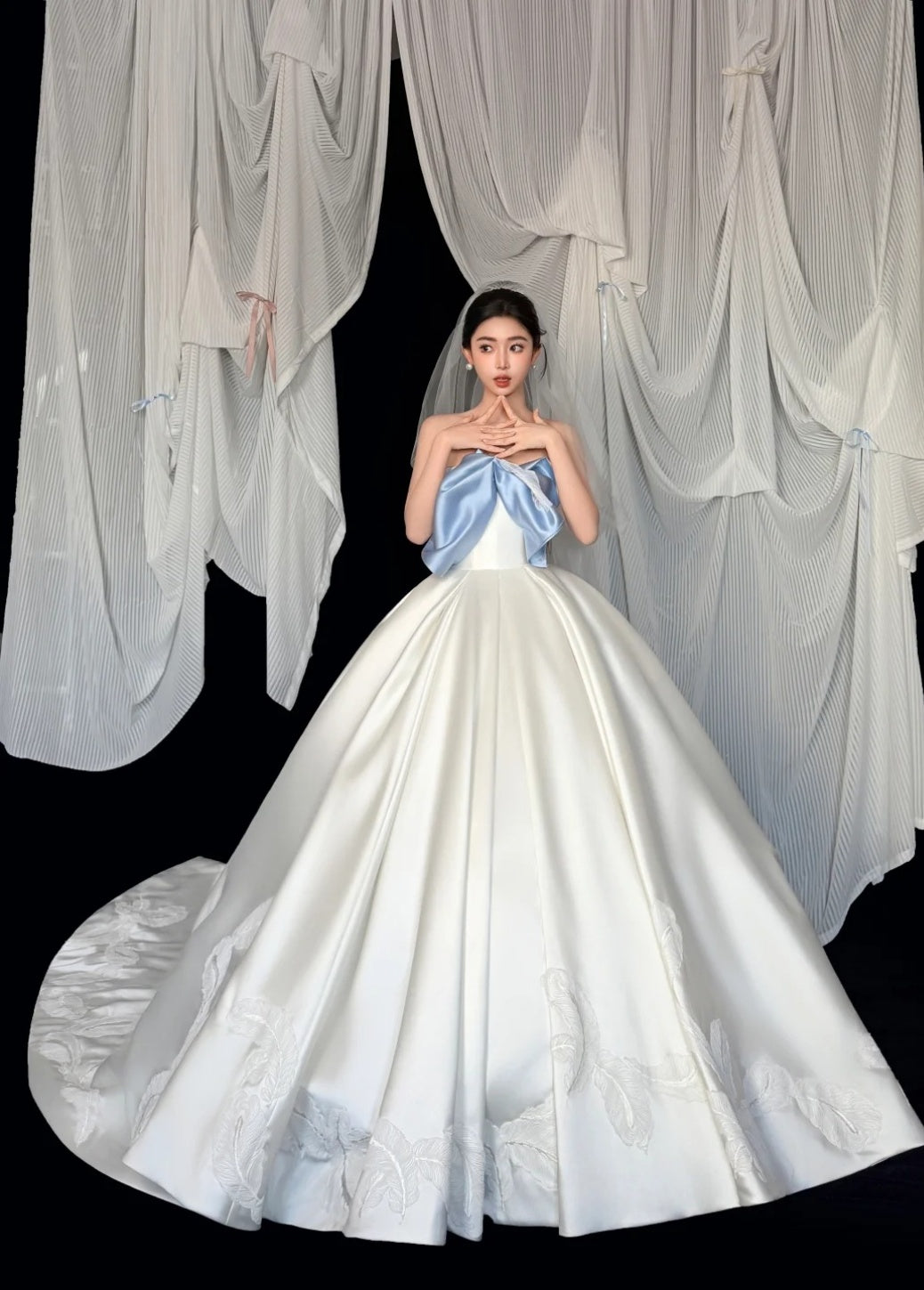 Modest A-line Long Wedding Dress Satin Strapless White Bridal Gowns Sleeveless Bridal Dress ED06632