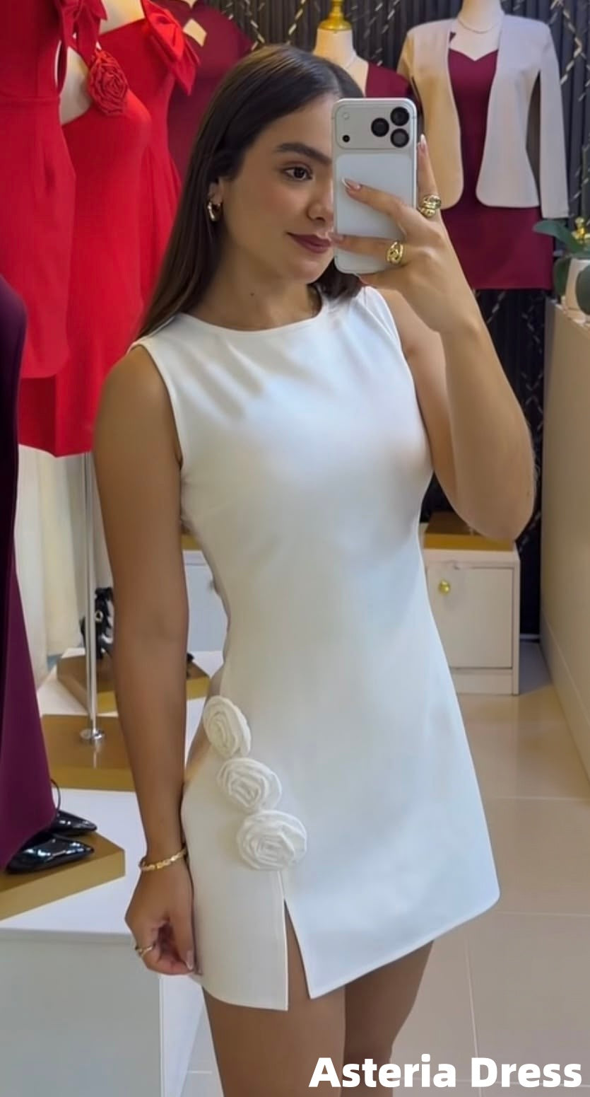 Elegant White Floral Short Homecoming Dress
