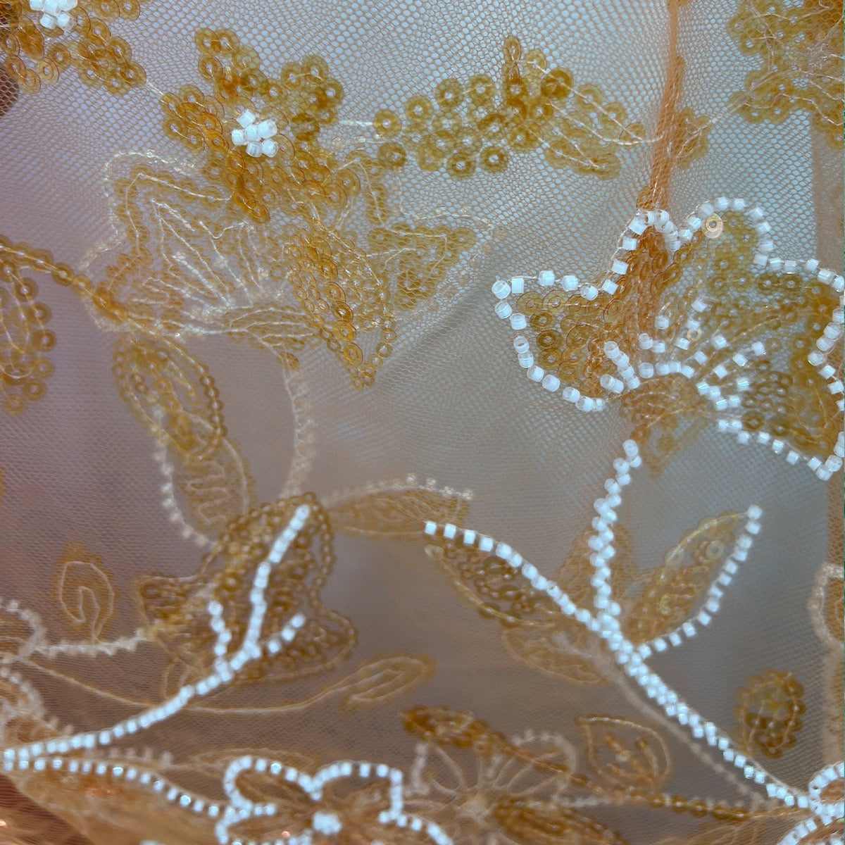 Sexy Red Lace Mermaid Long Prom Dress - V-Neck Evening Gown with Appliques