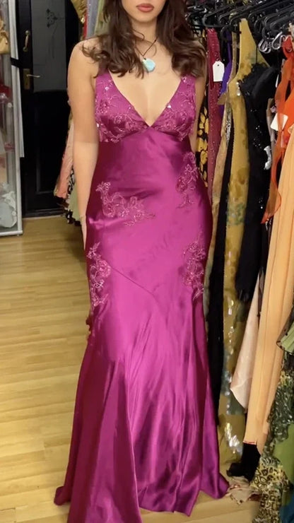 Purple V-neck Sheath Prom Dresses Appliques Backless Evening Party Dress,AST2237