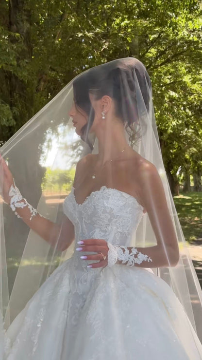 Romantic White Applique Wedding Gown Lace Bridal Dress,AST2095