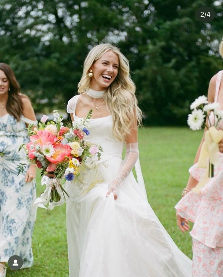 Simple White A-line Chiffon Wedding Dresses Pleated Cap Sleeves Bridal Gown,AST2172