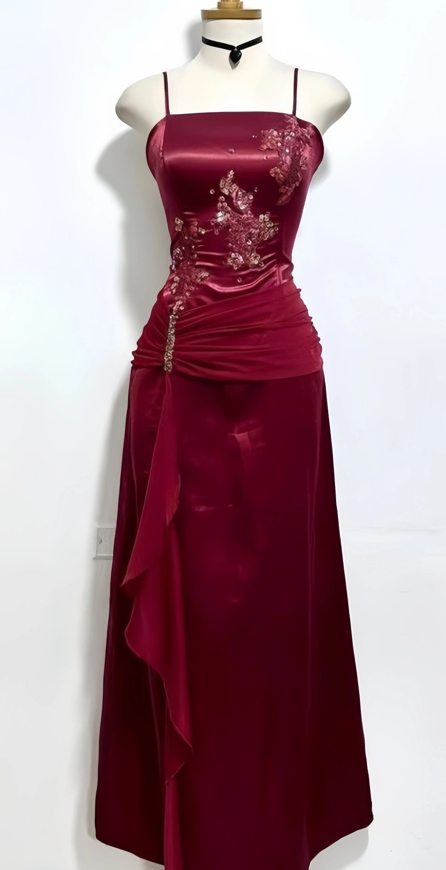 Spaghetti Straps Burgundy Prom Dresses Appliques Beaded Evening Party Dress Formal Outfits,AST2244