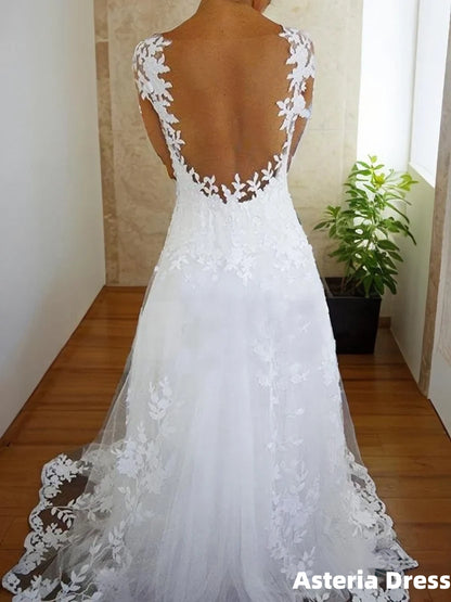 A-Line/Princess V-neck Sweep Train Tulle Wedding Dresses With Appliques Lace