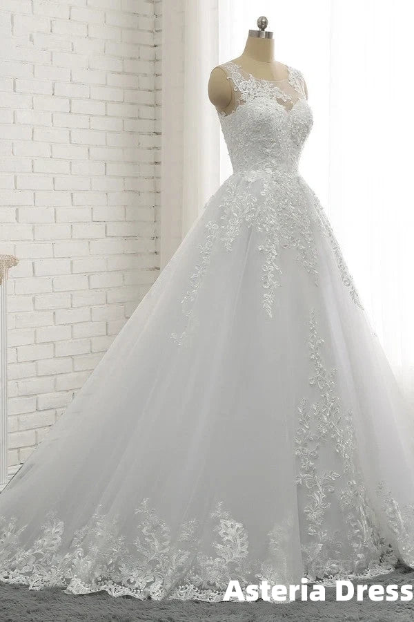 Classic Round neck Lace appliques White Princess Wedding Dress