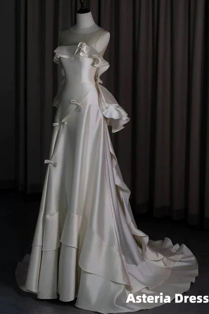 Classy Ball Gown Scoop Satin Ruffles Ivory Wedding Dresses Brides Dress