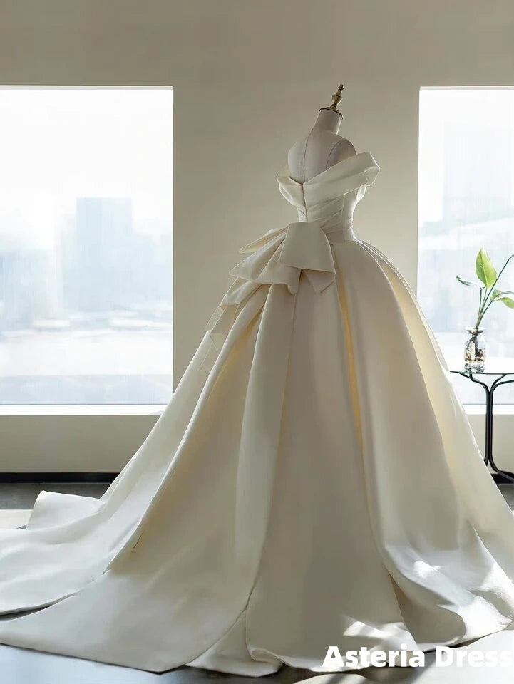 Elegant Ivory Wedding Dresses with Detachable Train Mermaid Bridal Gowns
